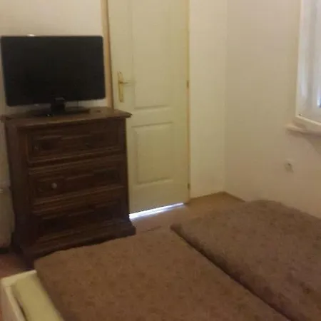 Apartamento Karolina Apartmanház